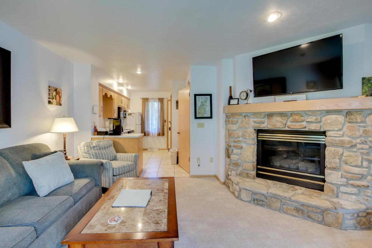 Door County Getaway - Walk To State Park! Apartamento Fish Creek Exterior foto